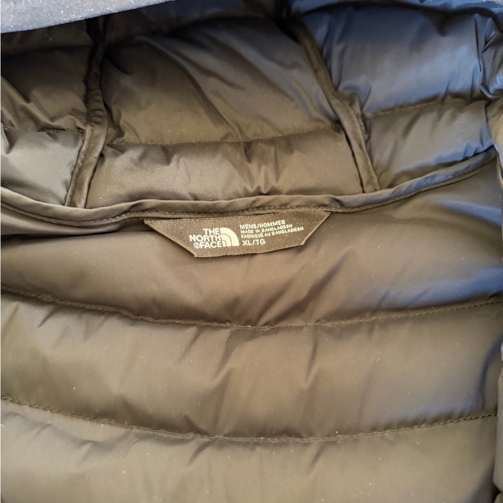 The North Face Charcoal Quilted Jacket - Picture 2 of 4